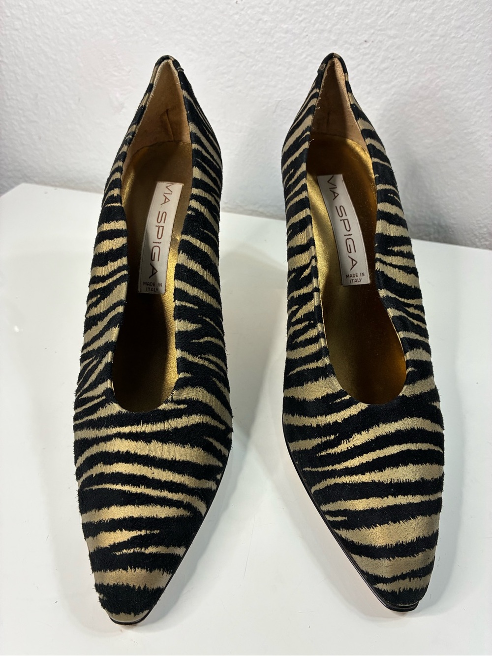 VTG Via Spiga 10B Suede Zebra-Print Pointed Toe Pumps in Black and Metallic GLD